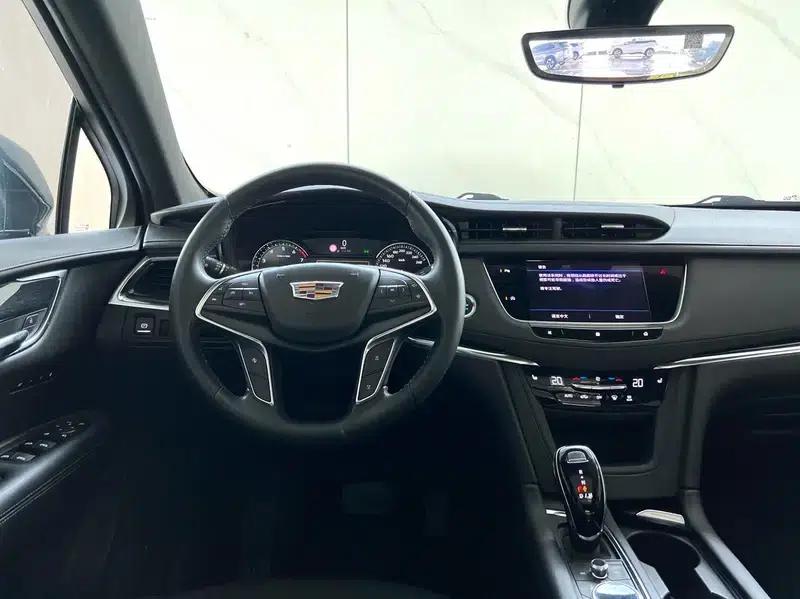 Cadillac XT5 2021 2.0T Mild Hybrid 2WD Luxury — миниатюра 14