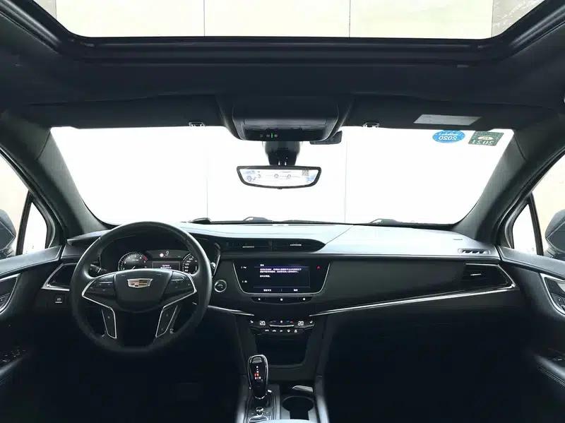 Cadillac XT5 2021 2.0T Mild Hybrid 2WD Luxury — миниатюра 10