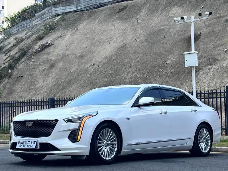 2019 Cadillac CT6 28T Luxury — миниатюра 1