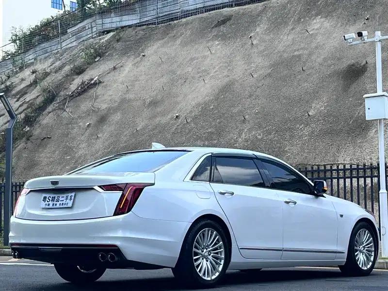 2019 Cadillac CT6 28T Luxury — миниатюра 7