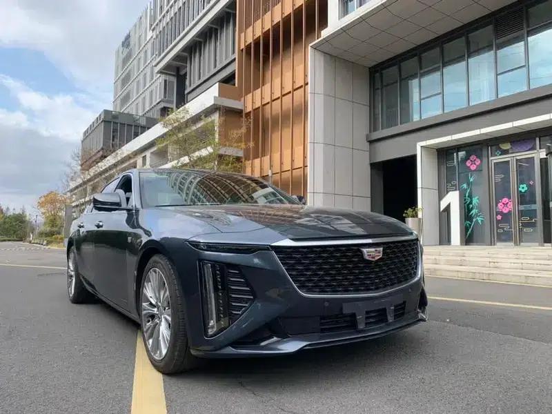 2023 Cadillac CT6 28T Platinum Edition — миниатюра 3