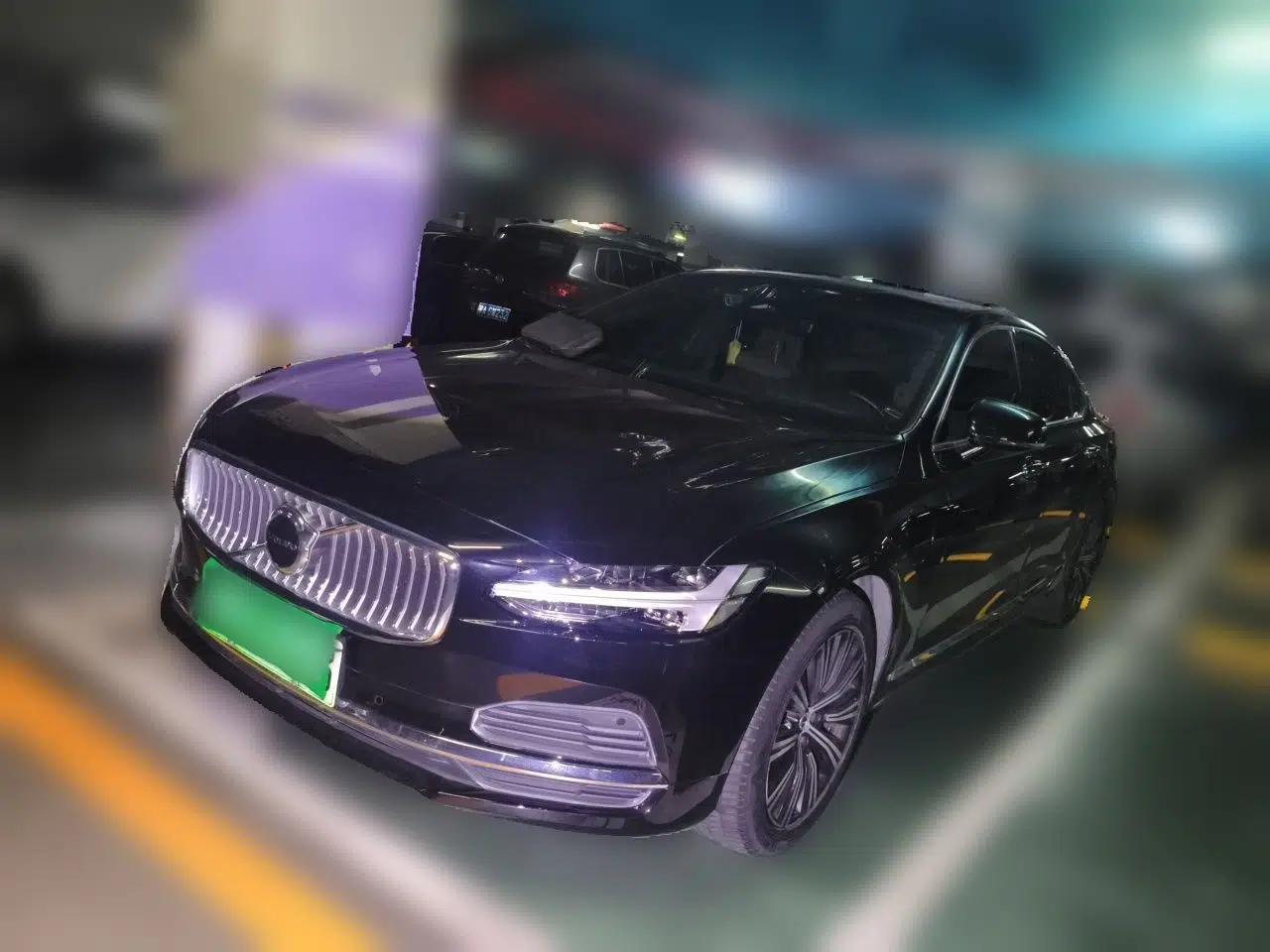 Volvo S90 New Energy 2022 T8 eDrive Hybrid Luxury Edition — миниатюра 1