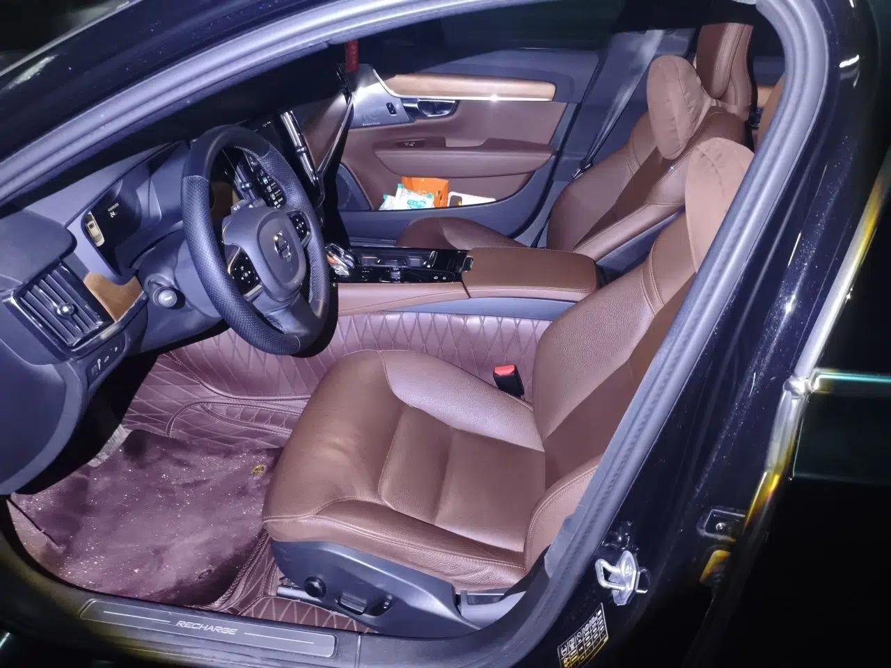 Volvo S90 New Energy 2022 T8 eDrive Hybrid Luxury Edition — миниатюра 15