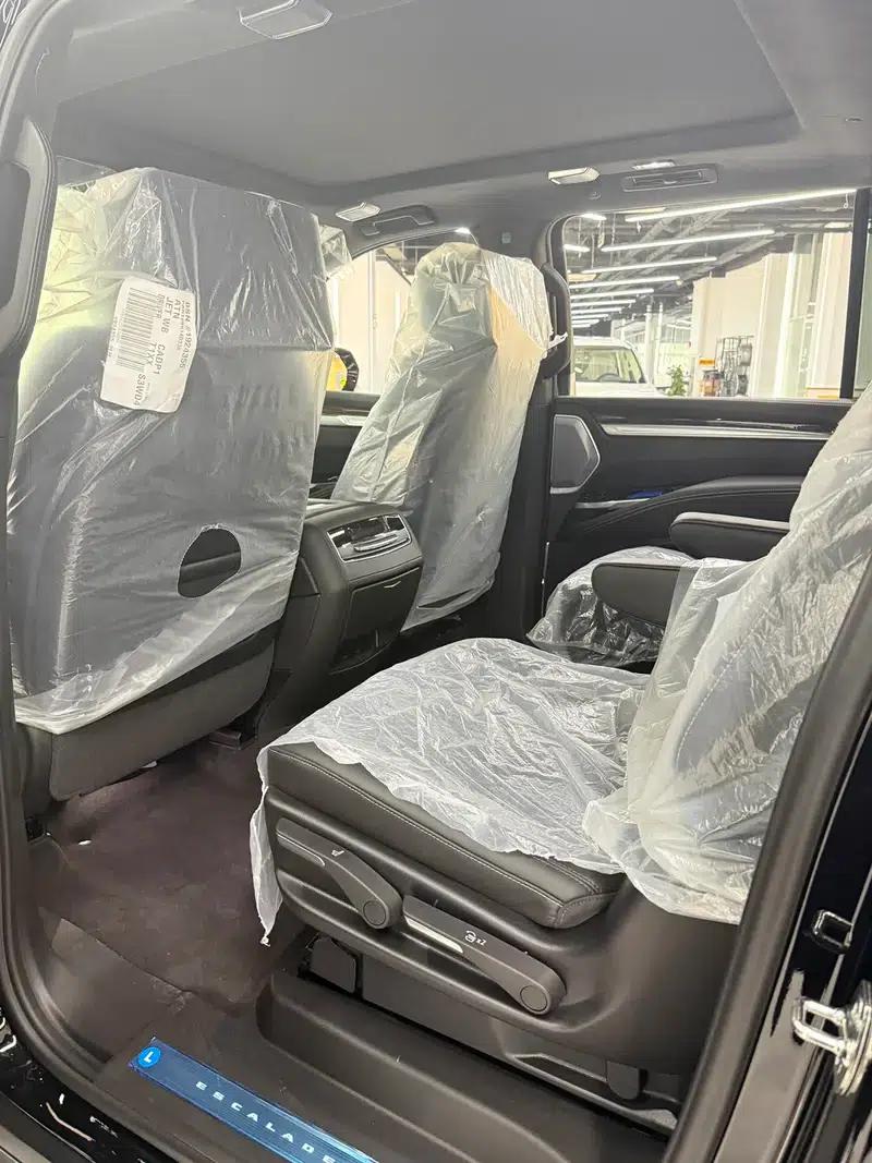 2024 Cadillac Escalade 6.2T Automatic 4WD 7-Seater (Parallel Import) — миниатюра 13