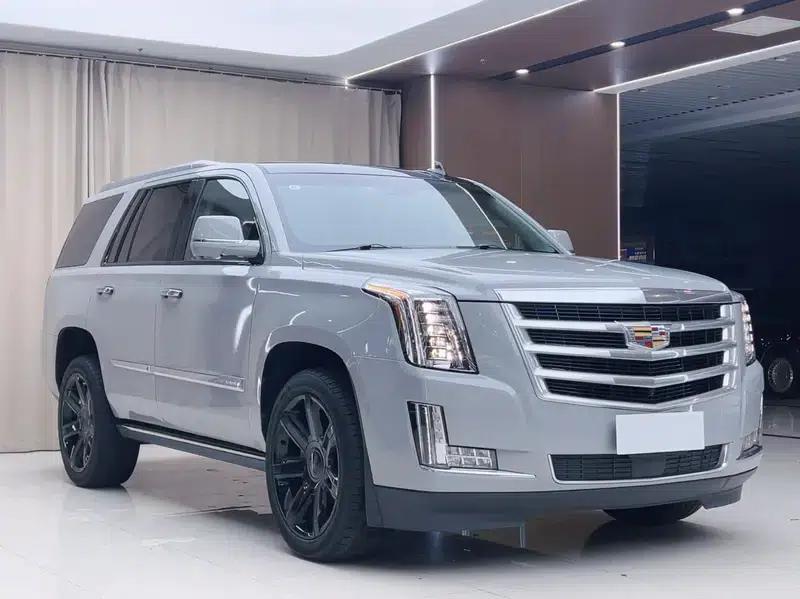 2016 Cadillac Escalade 6.2L (Parallel Import) — миниатюра 3