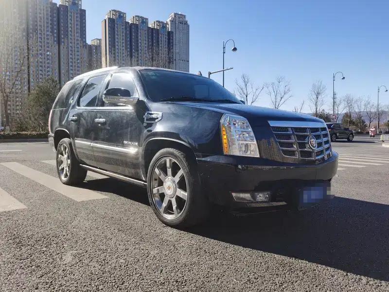 2010 Cadillac Escalade 6.0 Hybrid — миниатюра 3
