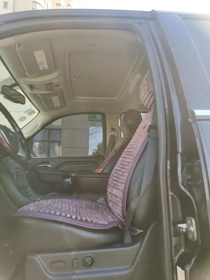 2010 Cadillac Escalade 6.0 Hybrid — миниатюра 32