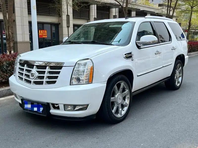 2010 Cadillac Escalade 6.0 Hybrid — миниатюра 1