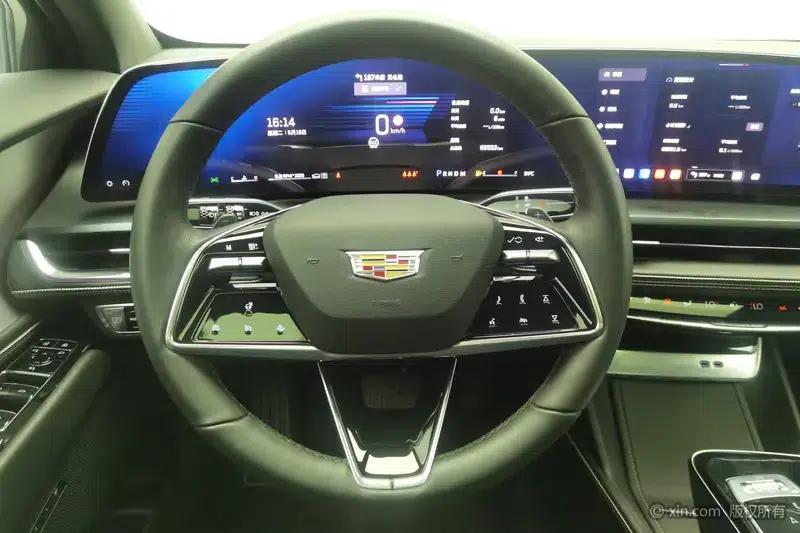 2023 Cadillac GT4 25T Luxury — миниатюра 15