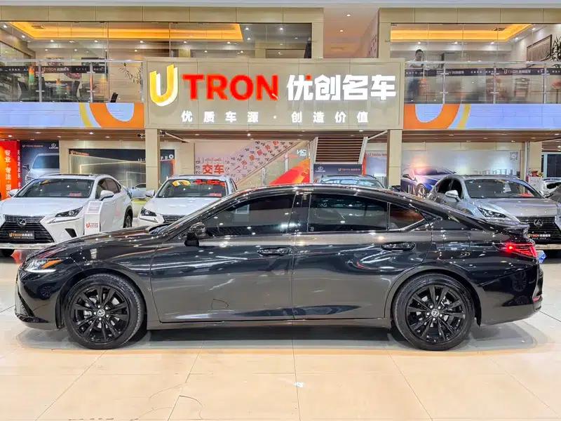 Lexus ES 2025 300h Premium Edition — миниатюра 3