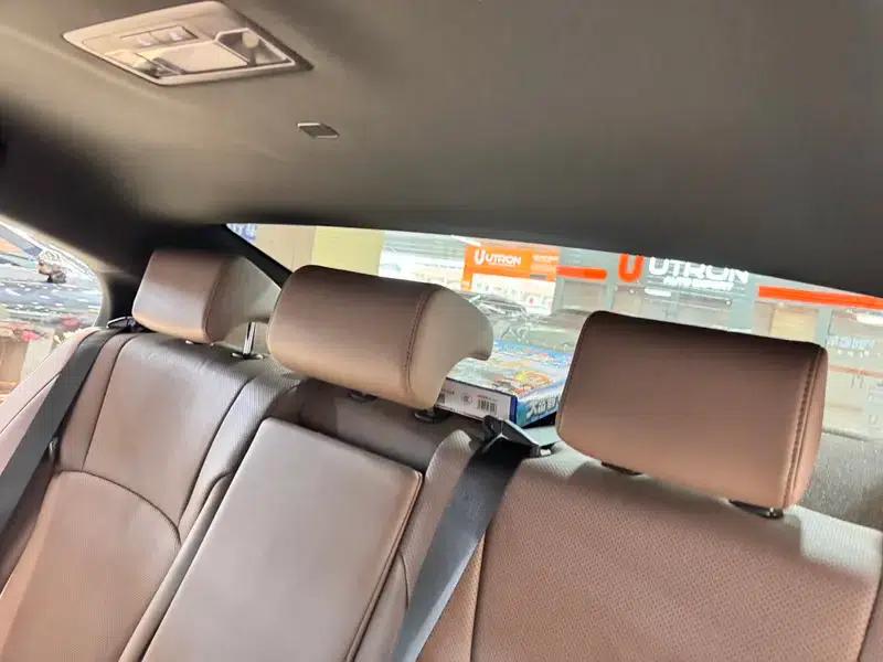 Lexus ES 2025 300h Premium Edition — миниатюра 26