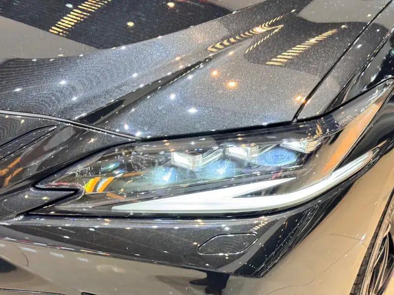 Lexus ES 2025 300h Premium Edition — миниатюра 7