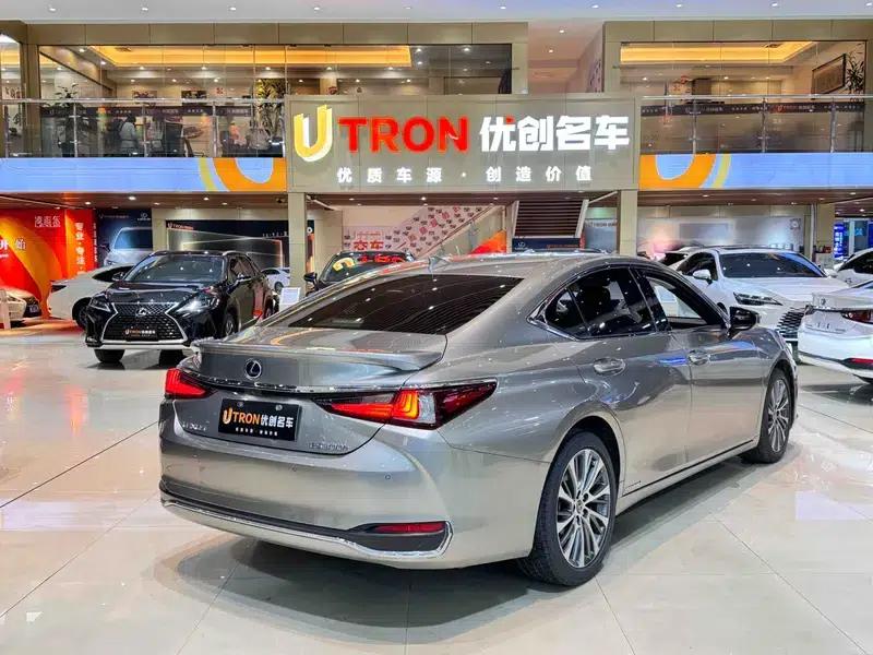 Lexus ES 2020 300h Premium Edition (China VI Emission Standard) — миниатюра 5