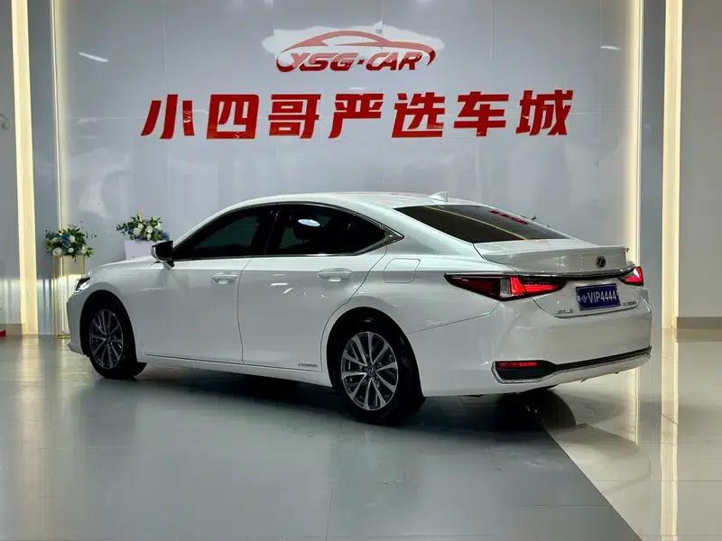 Lexus ES 2021 300h Premium Edition — миниатюра 5