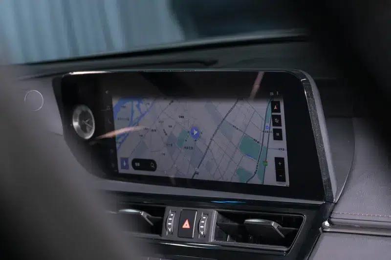 Lexus ES 2024 200 Premium Edition — миниатюра 12