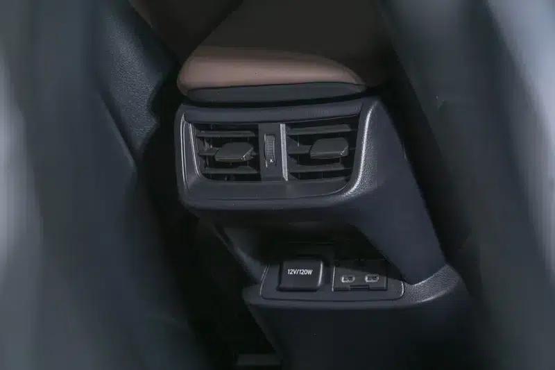 Lexus ES 2024 200 Premium Edition — миниатюра 20