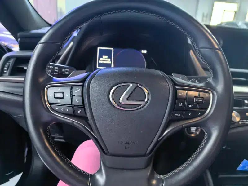 Lexus ES 2021 Model 200 Premium Edition — миниатюра 14