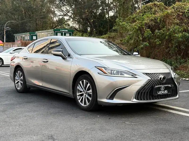 Lexus ES 2020 200 Premium Edition (China VI Emission Standard) — миниатюра 3