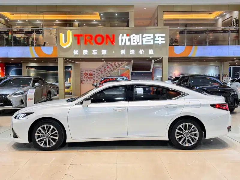 Lexus ES 2025 200 Premium Edition — миниатюра 3