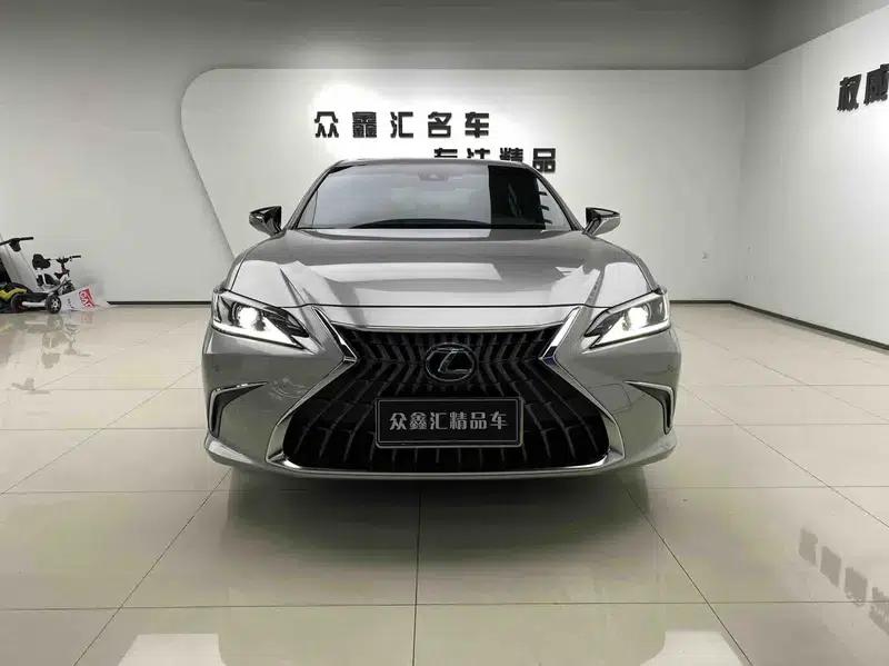 Lexus ES 2022 200 Premium Edition — миниатюра 2