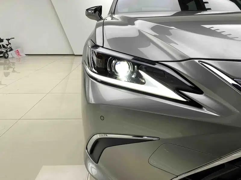 Lexus ES 2022 200 Premium Edition — миниатюра 7