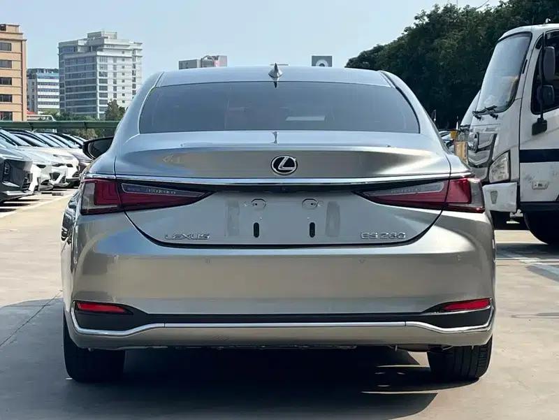 Lexus ES 2020 260 Premium Edition (China VI Emission Standard) — миниатюра 3
