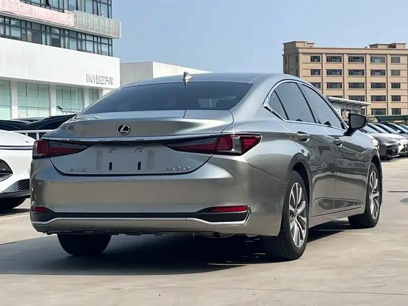 Lexus ES 2020 260 Premium Edition (China VI Emission Standard) — миниатюра 4