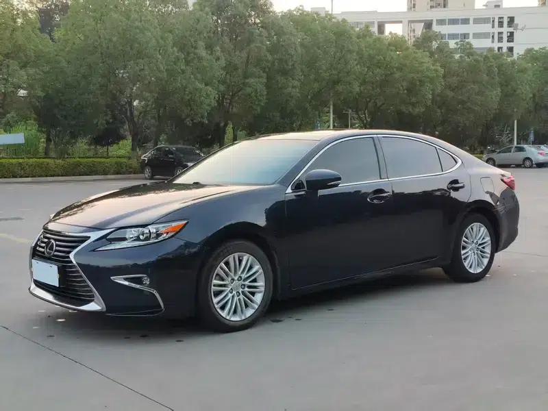 Lexus ES 2015 250 Elegant Edition — миниатюра 1