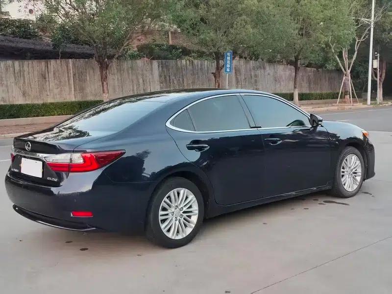 Lexus ES 2015 250 Elegant Edition — миниатюра 6