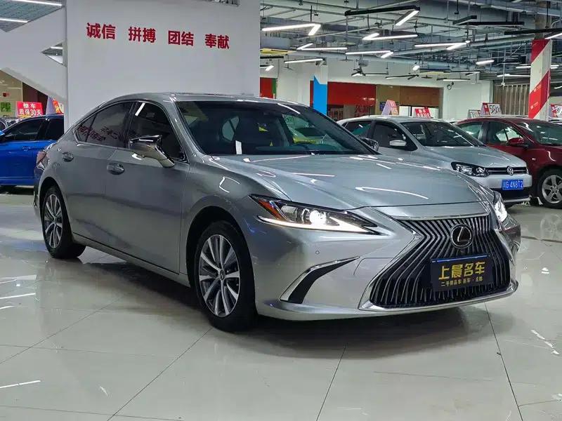 Lexus ES 2020 200 Premium Edition (China VI Emission Standard) — миниатюра 3