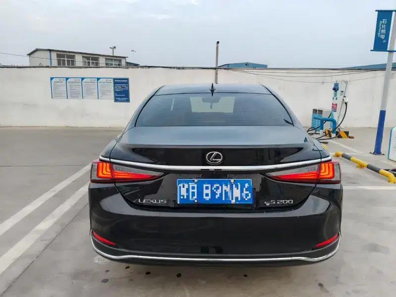 Lexus ES 2022 200 Premium Edition — миниатюра 5