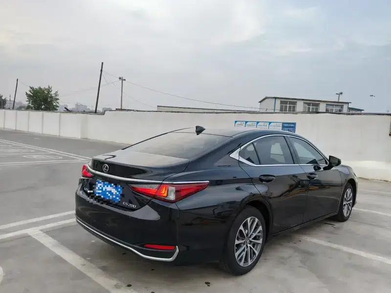 Lexus ES 2022 200 Premium Edition — миниатюра 6