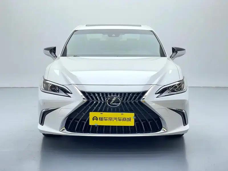 Lexus ES 2022 200 Premium Edition — миниатюра 2