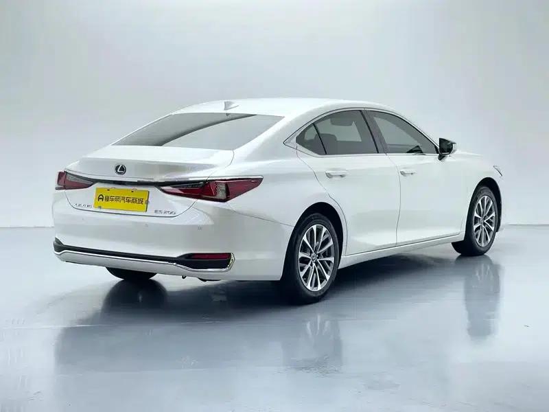Lexus ES 2022 200 Premium Edition — миниатюра 7