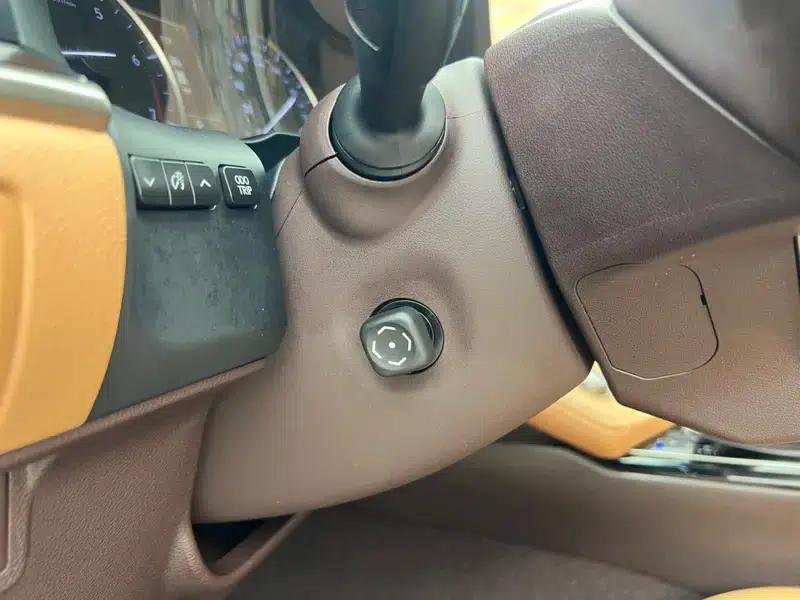 Lexus ES 2015 250 Elegant Edition — миниатюра 8