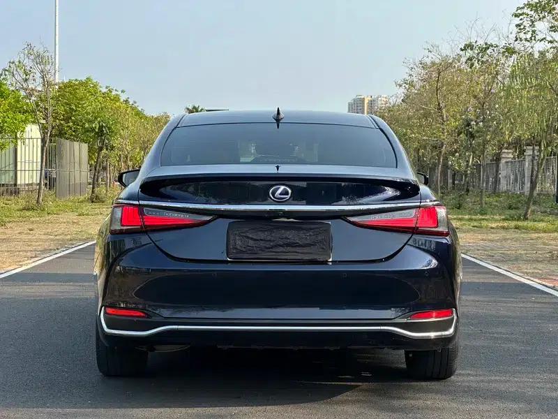 Lexus ES 2020 300h Premium Edition (China VI Emission Standard) — миниатюра 5