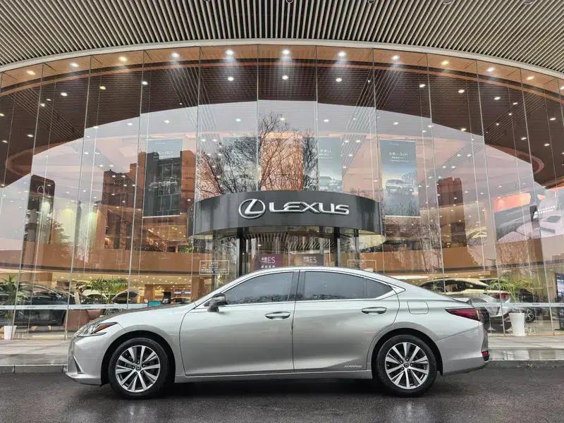 Lexus ES 2020 300h Premium Edition (China VI Emission Standard) — миниатюра 4
