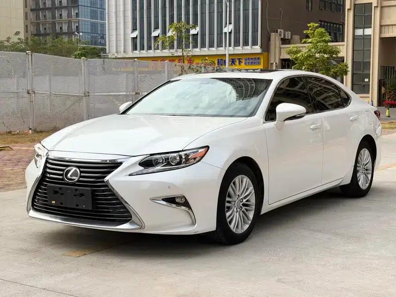 Lexus ES 2015 200 Elite Edition — миниатюра 1
