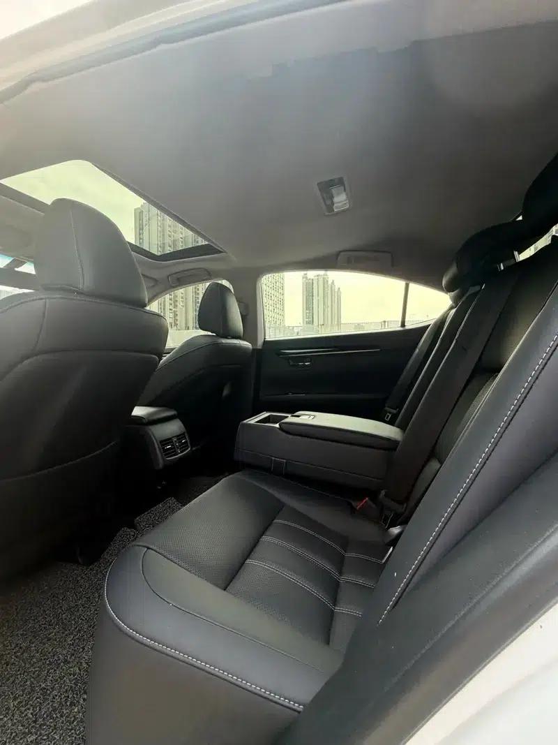 Lexus ES 2015 200 Elite Edition — миниатюра 9
