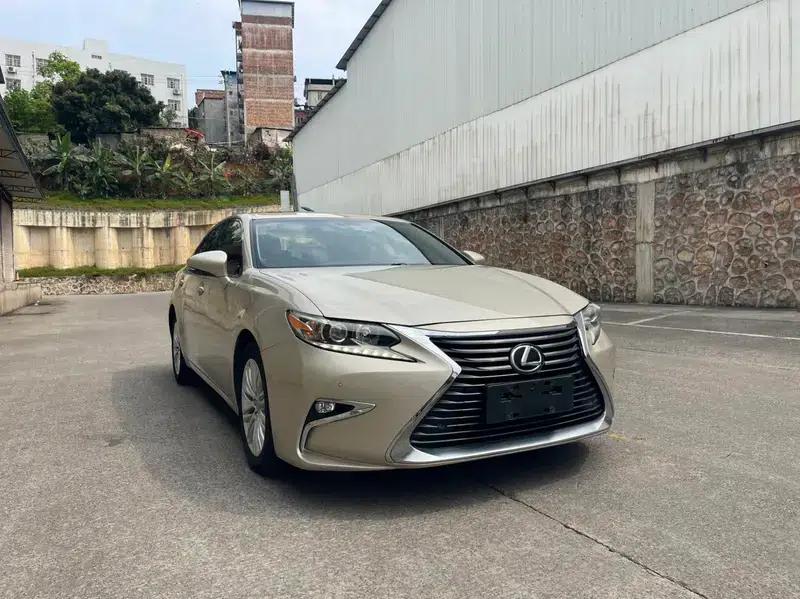 Lexus ES 2015 200 Elite Edition — миниатюра 3