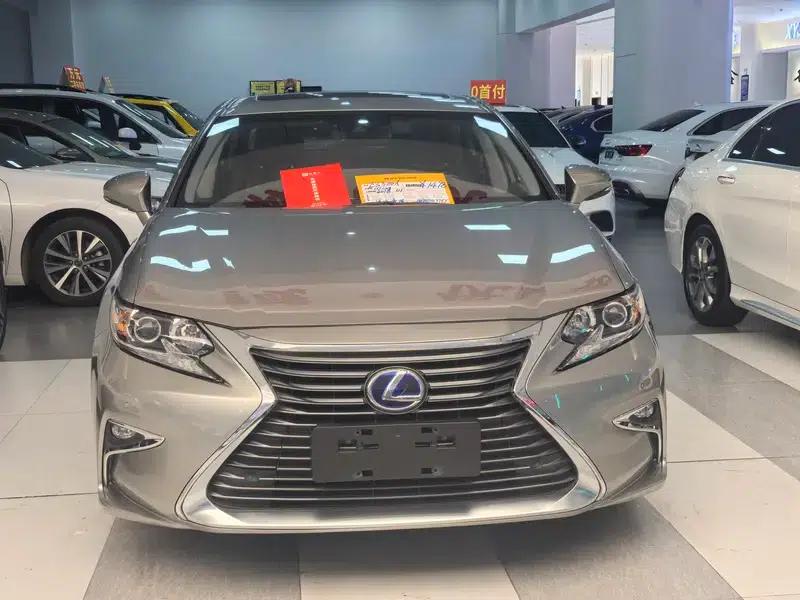 2017 Lexus ES 300h Mark Levinson Comfort Edition — миниатюра 2