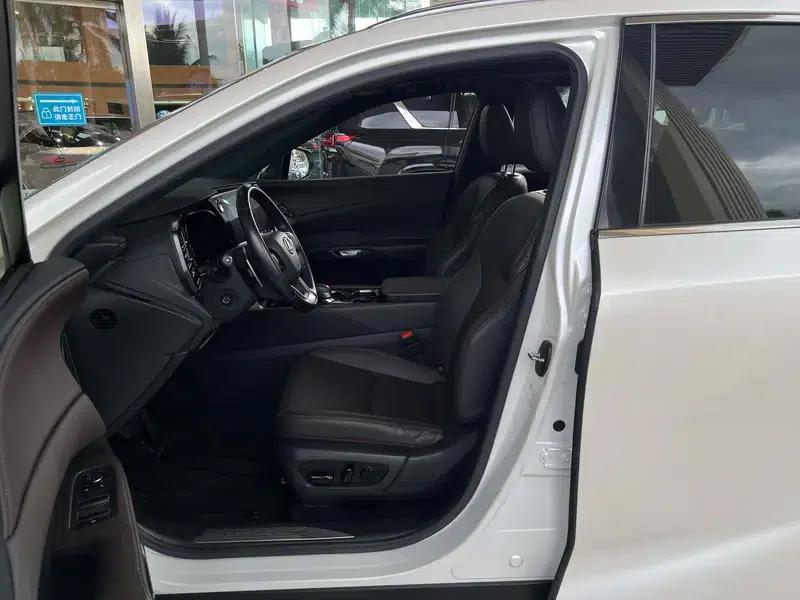 Lexus RX 2023 350h 2WD Comfort Edition — миниатюра 11