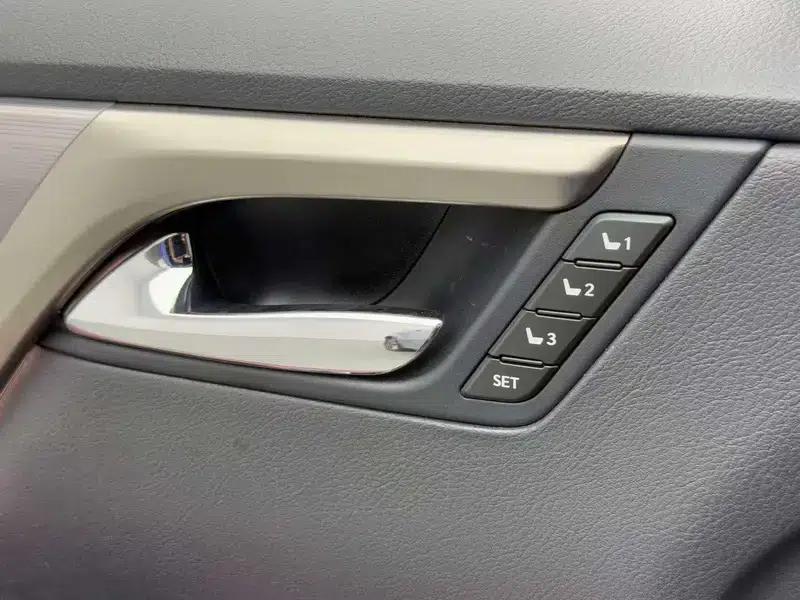 Lexus RX 2016 300 AWD F Sport Edition (China V emission standard) — миниатюра 9