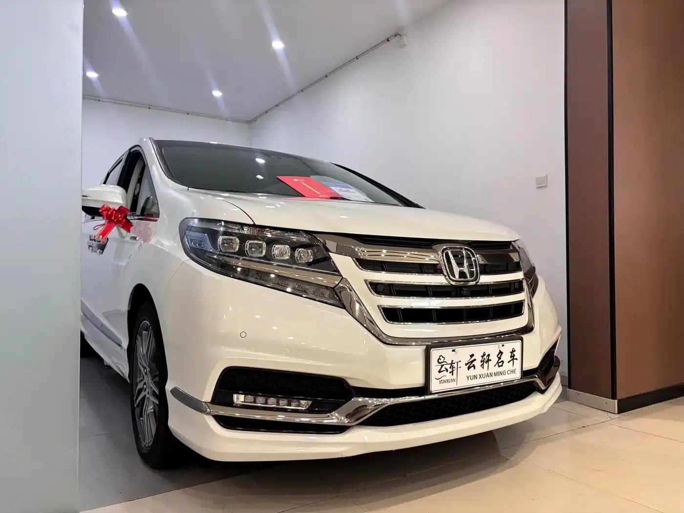 Elysion 2019 2.0L Hybrid Supreme Edition — миниатюра 3