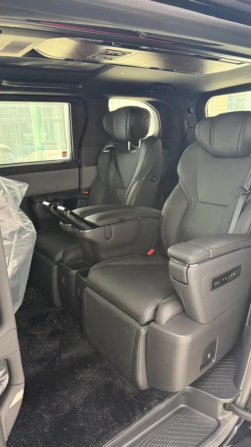 Lexus LM 2026 2.5L Automatic 4WD 7-Seater (Parallel Import) — миниатюра 11