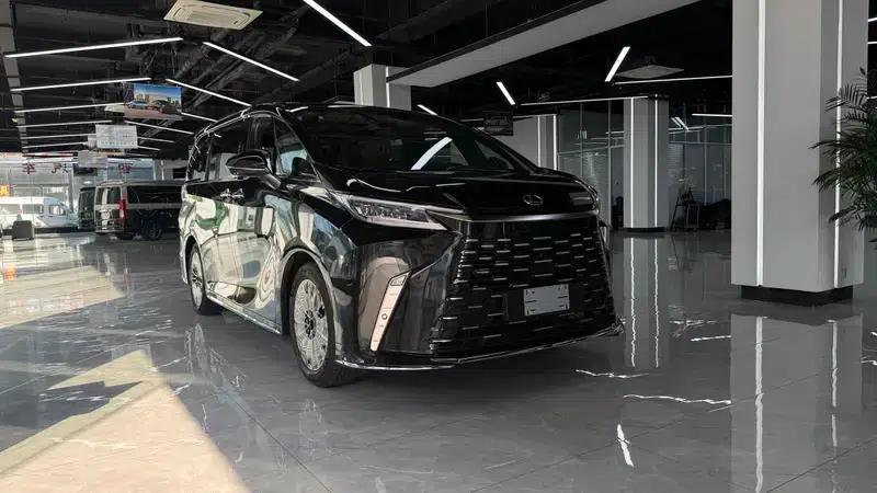 Lexus LM 2026 2.5L Automatic 4WD 7-Seater (Parallel Import) — миниатюра 14