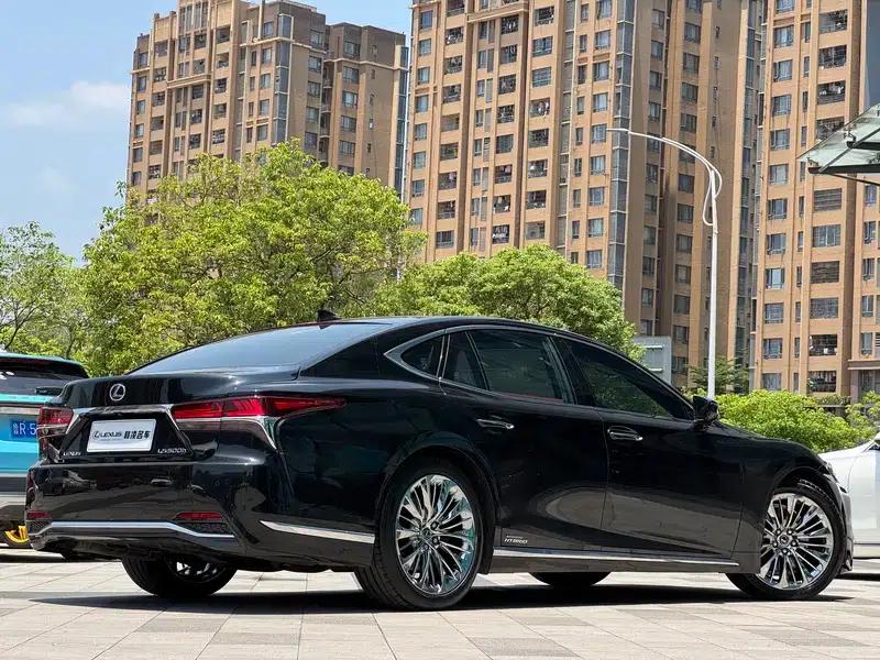 Lexus LS 2020 500h Executive Edition (China VI Emission Standard) — миниатюра 6