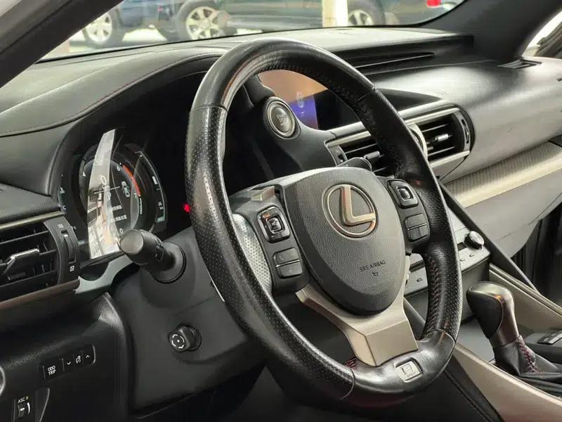 Lexus IS 2017 300 F SPORT Edition — миниатюра 22