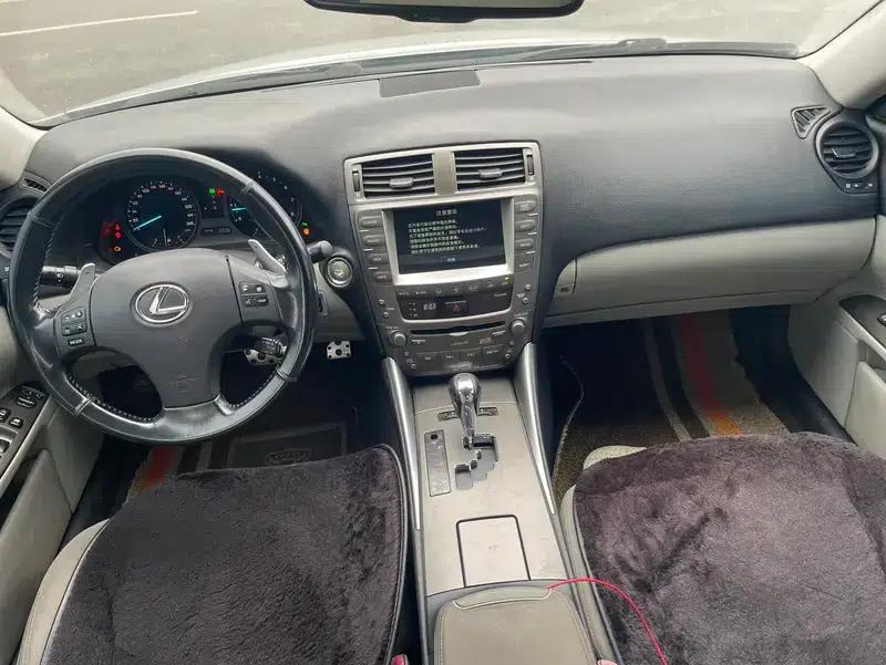 Lexus IS 2006 300 Dynamic Edition — миниатюра 7