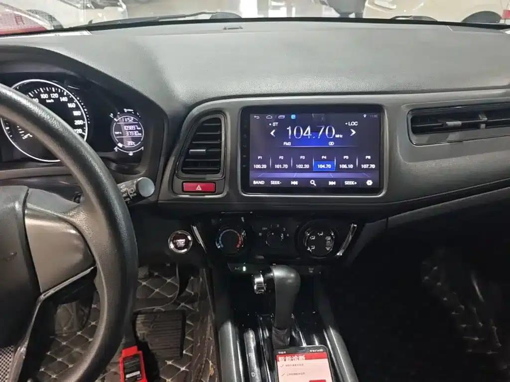 Vezel 2017 1.8L CVT 2WD Pioneer Edition — миниатюра 13